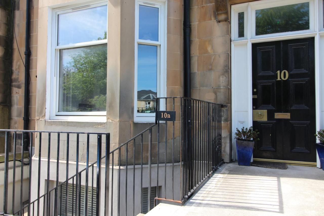 Central Two Bedroom Victorian Apartment With Free Parking エディンバラ エクステリア 写真